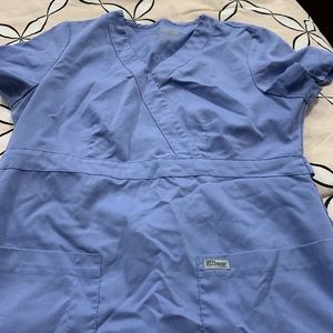 Greys Anatomy scrub top medium